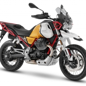 Bình ắc quy xe Moto Guzzi V85 TT chính hãng