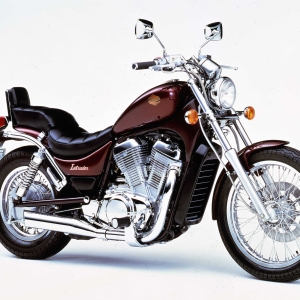 Bình ắc quy xe Suzuki Intruder 750 chính hãng