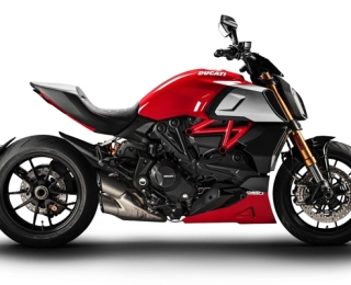 Tổng hợp các loại ắc quy cho xe mô tô Ducati phân khối lớn tại Duy Phát