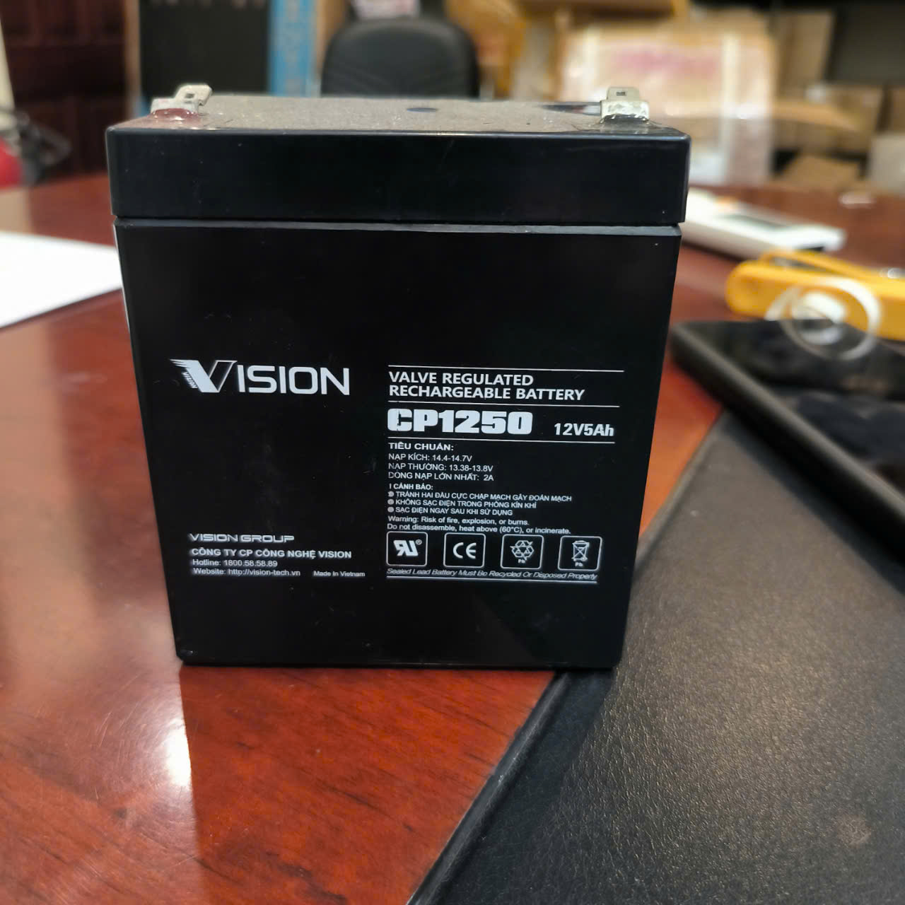 Bình ắc quy Vision CP1250 12V 5Ah